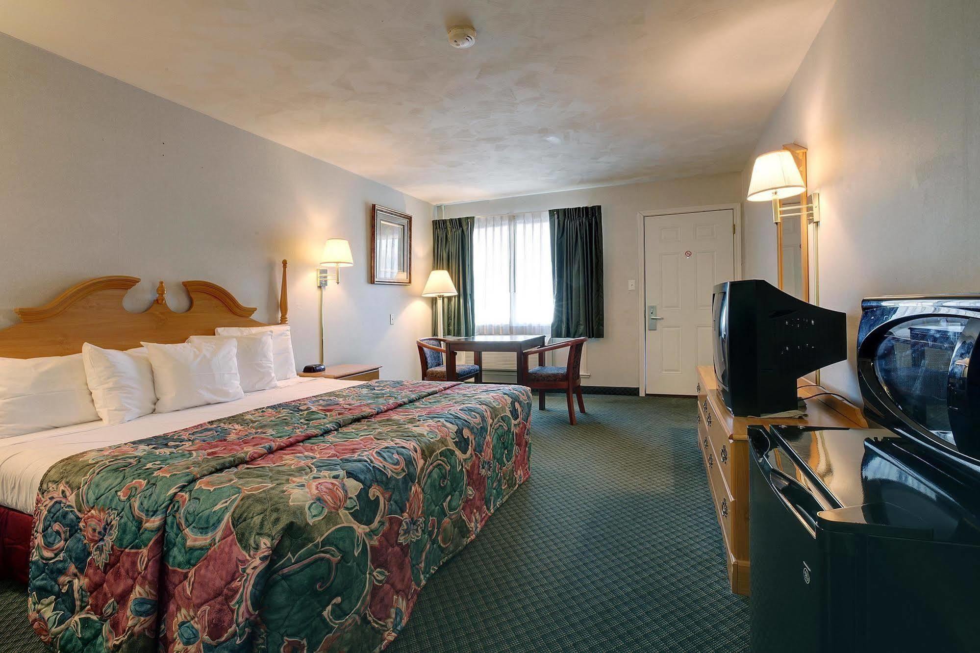 Americas Best Value Inn Uvalde Pokoj fotografie